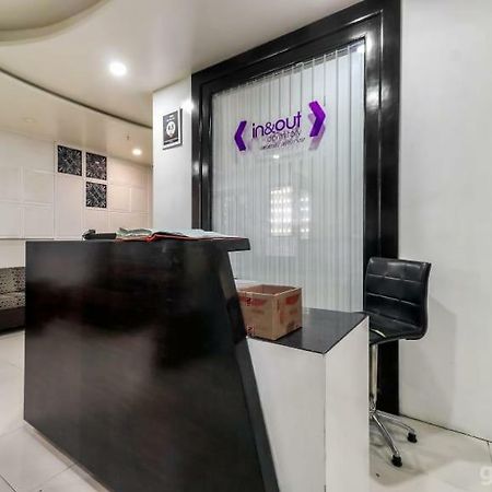 In & Out Dormitory Amhedabad Dış mekan fotoğraf